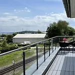Penthouse Sea View Holiday home *
