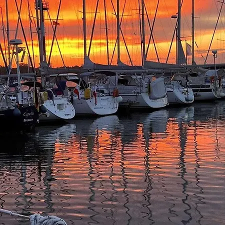 Penthouse Sea View Dom wakacyjny *