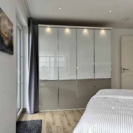 Penthouse Sea View 度假居 劳特尔巴赫