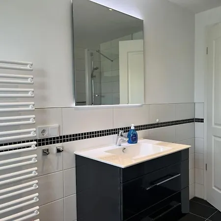 Penthouse Sea View 度假居 劳特尔巴赫